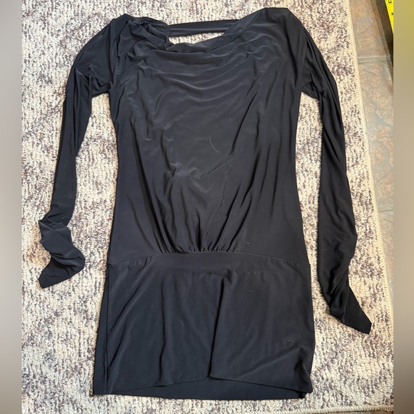 Dresses & Skirts - Elegant Black Long Sleeve Dress